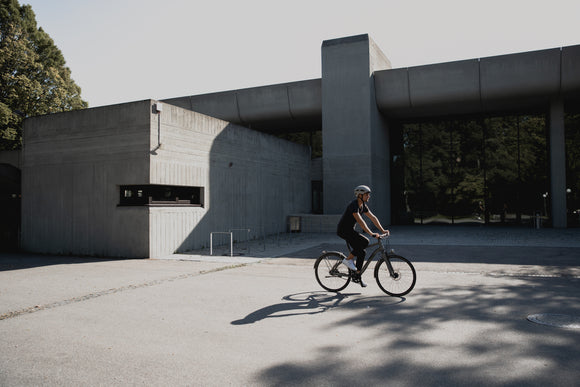 Rückenschmerzen beim Fahrradfahren: Tipps und Infos zur Vorbeugung