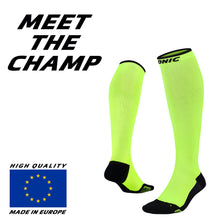 Laden Sie das Bild in den Galerie-Viewer, ONIC GEAR Sport Kompressionsstrümpfe - Damen &amp; Herren - Neon Gelb
